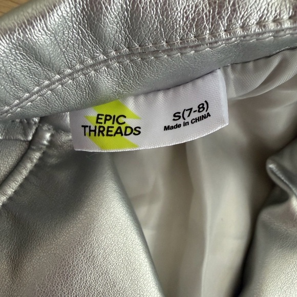 Girls pleather jacket. - Picture 2 of 3